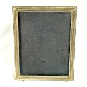 Vintage 8x10 Gold-Tone Metal Picture Frame Ornate Corners Easel Back